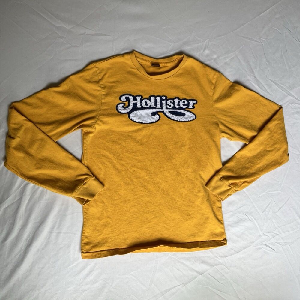 VTG Hollister T Shirt Mens Small Yellow Embroidered Spell Out Y2K Tee